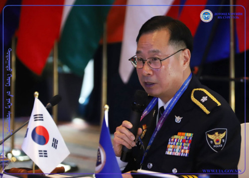 President of the University of Internal Affairs of Mongolia and Vice President of APTA, alongside Major General Kim Ki-jong