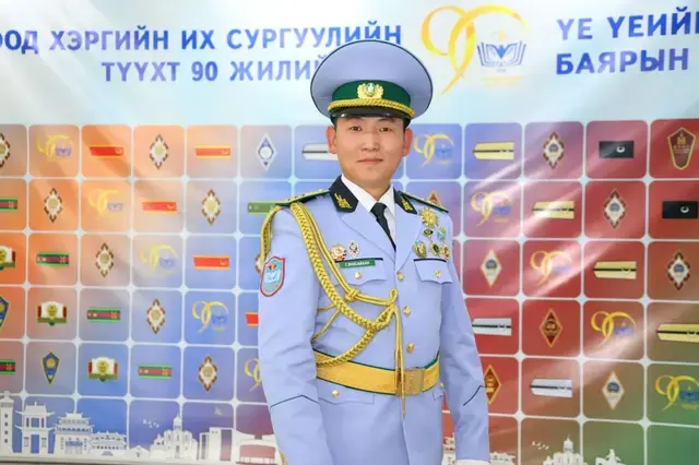 Энхсайхан